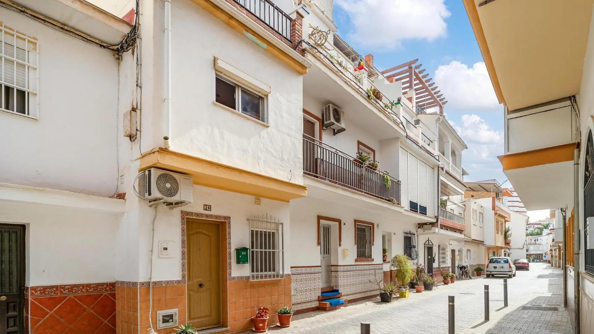 2 Bedroom Beautiful Apartment In Torre Del Mar