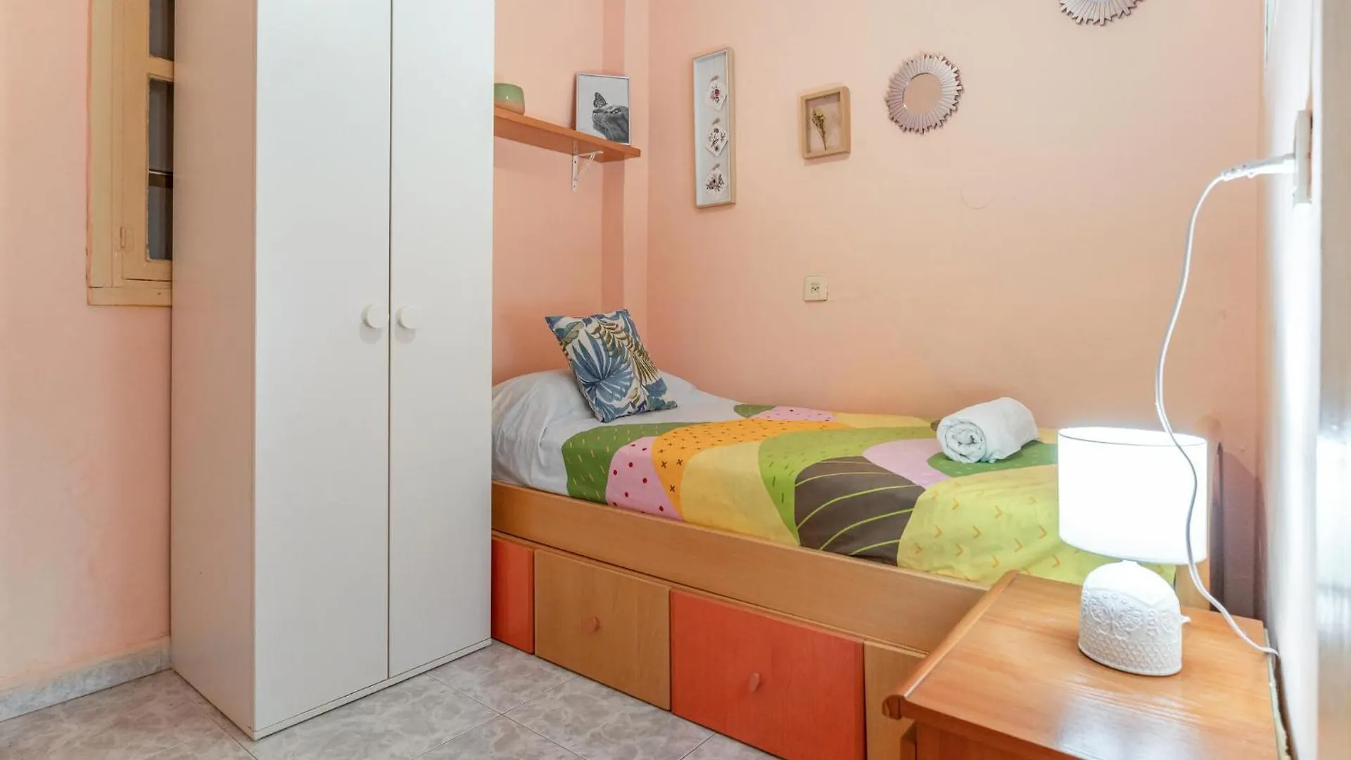2 Bedroom Beautiful Apartment In Torre Del Mar
